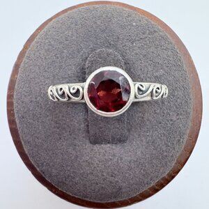 VTG Sterling Silver 925 Faceted Garnet Bezel Set Statement Ring Size 6.5
